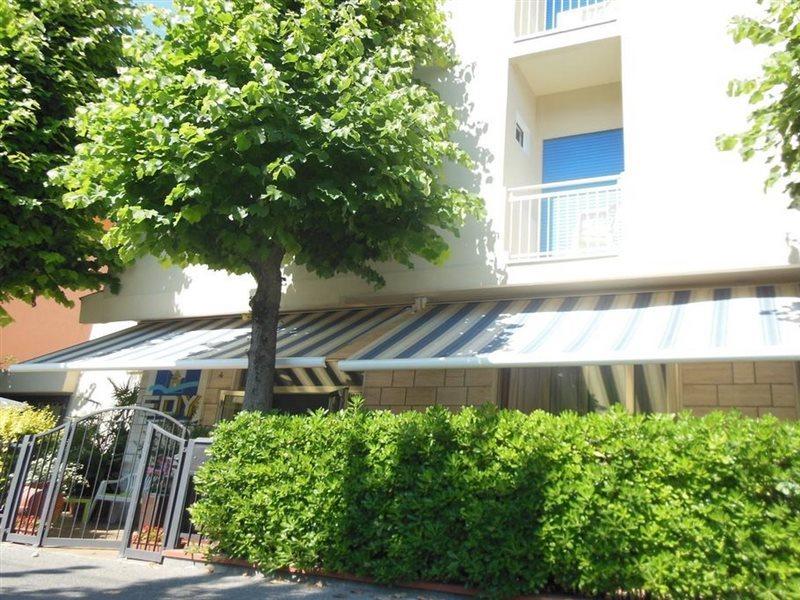 Hotel Edy Rimini Exteriör bild